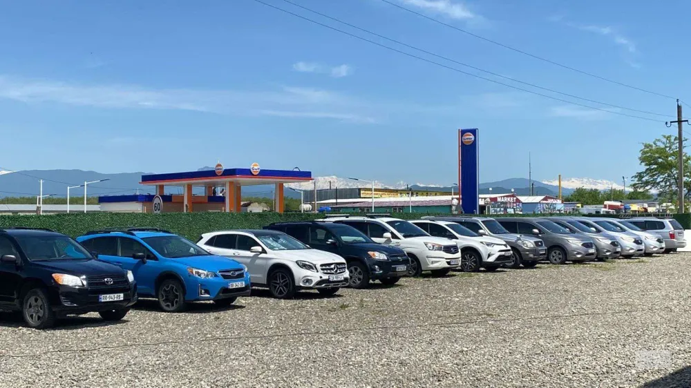 Economy class or SUV: how to choose a car for a trip around Georgia