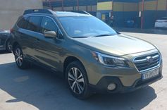 Subaru Outback (2017, 2.5L, Olive)