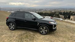 Mitsubishi Outlander (2019, 2.4L, Black)