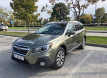 Subaru Outback (2017, 2.5L, Olive)